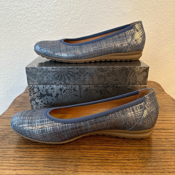 Gabor Blue and Silver Plaid Ballet Flats Size 5.5 EUC - Picture 9 of 12
